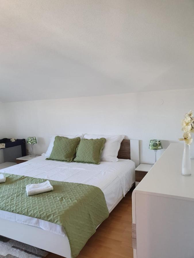 Apartman Laura Zadar Exterior foto